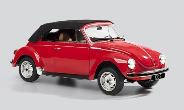 Image of VW Beetle 1303 Cabriolet 1:8 scale model, as part of a blog about building model cars.