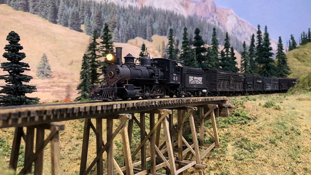 Model Train-3