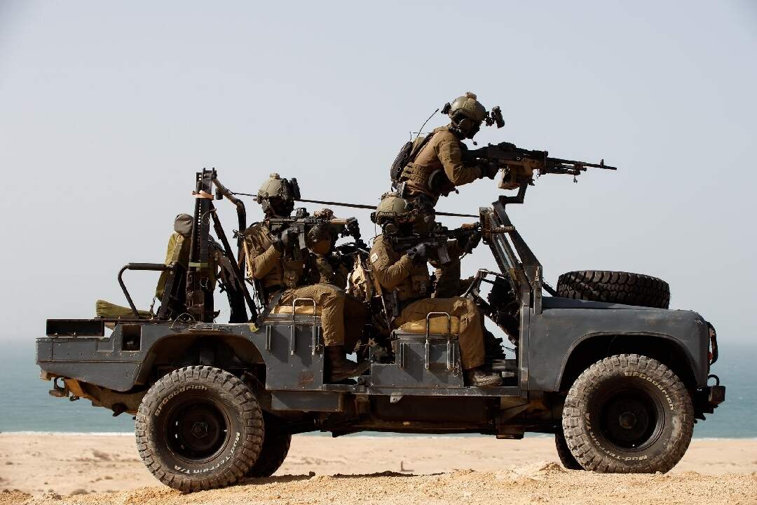 Accurate Armor IDF Special Forces Land Rover-3