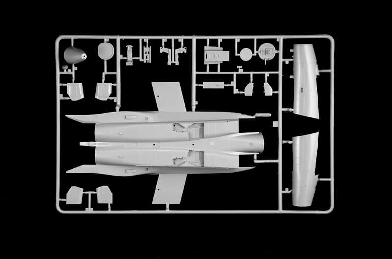 Italeri F-15E Strike Eagle Re-Released Parts-1