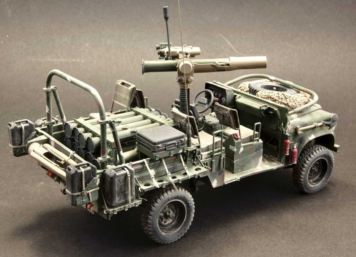 135-IDF-Special-Forces-Land-Rover-Painted-3