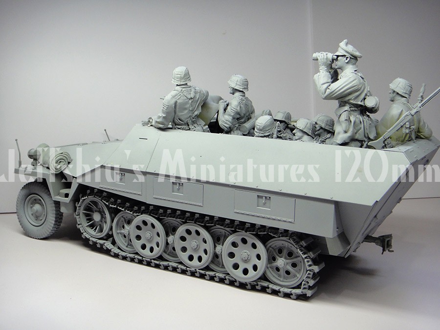 Jeffshiu's Miniatures Releases New Set of 120mm WWII German Halftrack Sd.Kfz. 251/1 Ausf D Riders-3