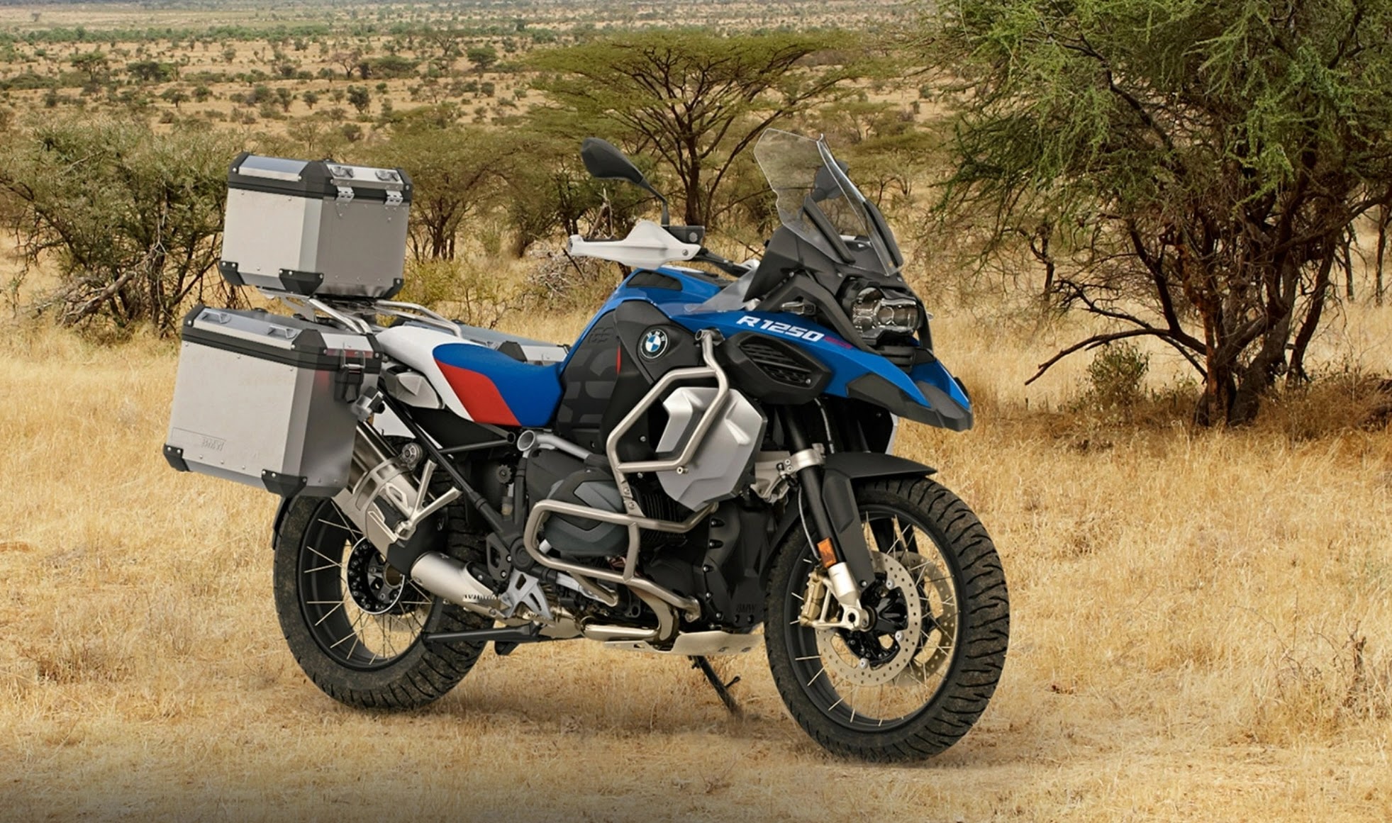Meng Models' 1/9th Scale BMW R 1250 GS ADV Real