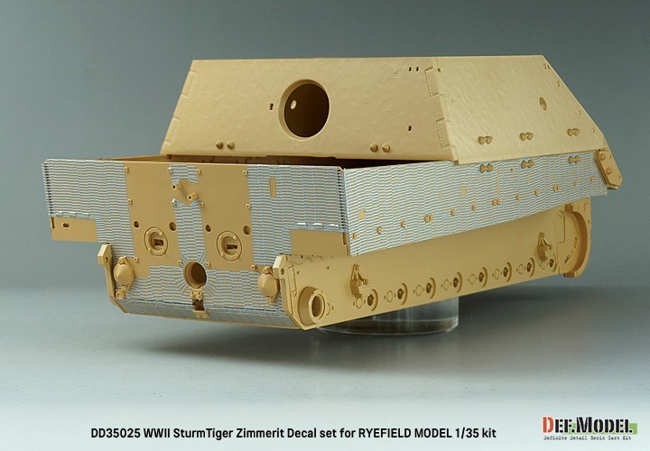 DD35025 WWII German Sturmtiger Zimmerit Coating Decal set for Ryefield Model 1/35-4