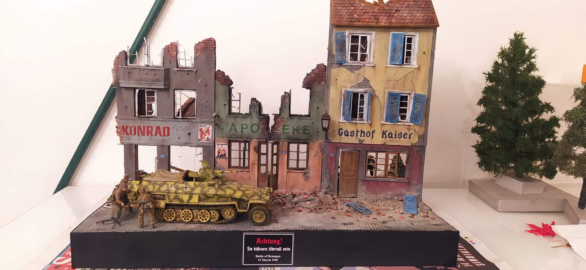 A scene from the Remagen street battles-21