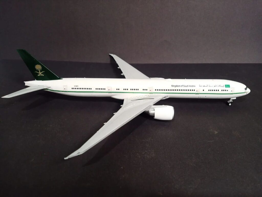 Yeni custom modelimiz 
Devlet uçakları serisinden
Kingdom of Saudi Arabia
Boenig...