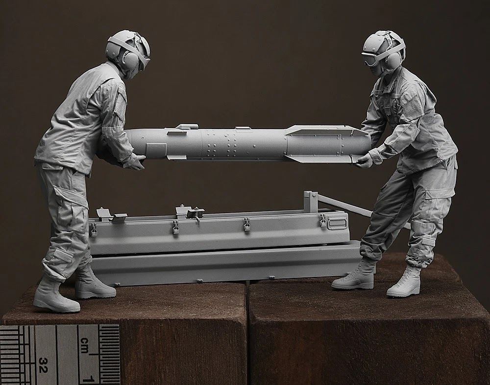 New crew and weapon sets from R2 Miniatures for US Army attack ...
