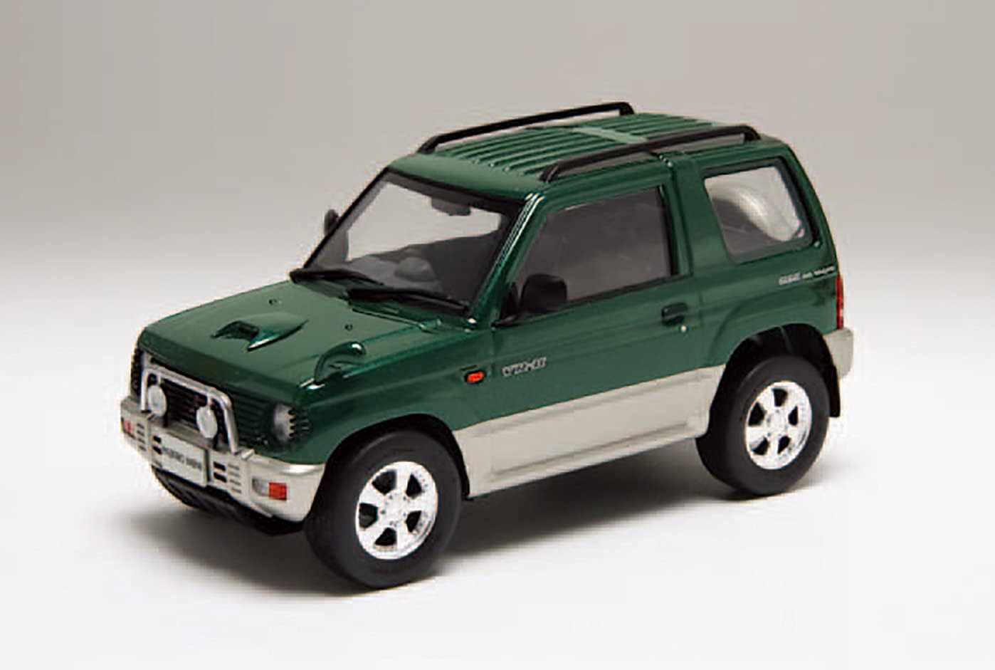 Fujimi Model 1/24 ID1 Mitsubishi Pajero Mini VR-II 1994 ID-1