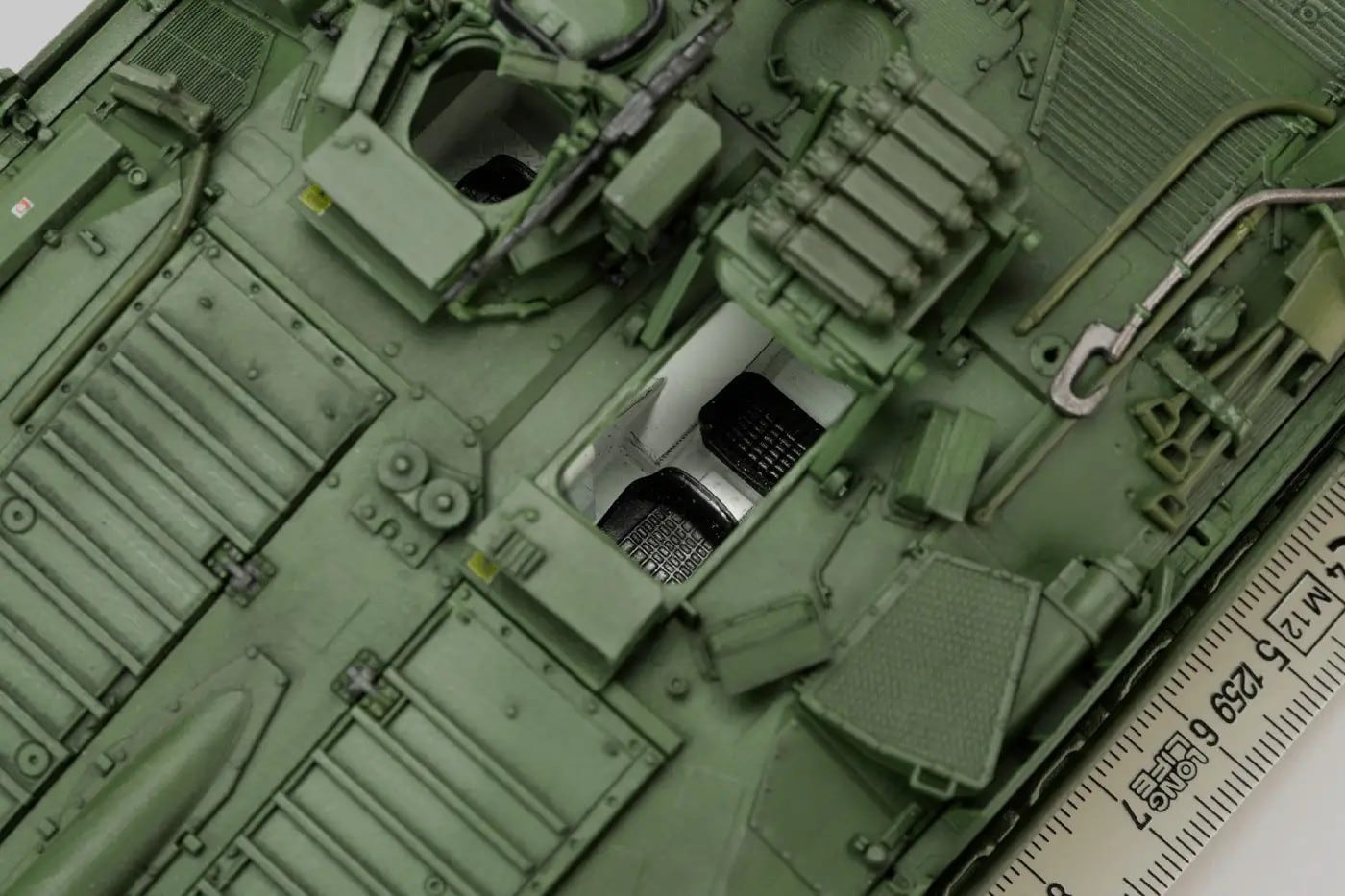 Hobby Japan’s 135 Stridsvagn 103C Prototype Driver Hatch